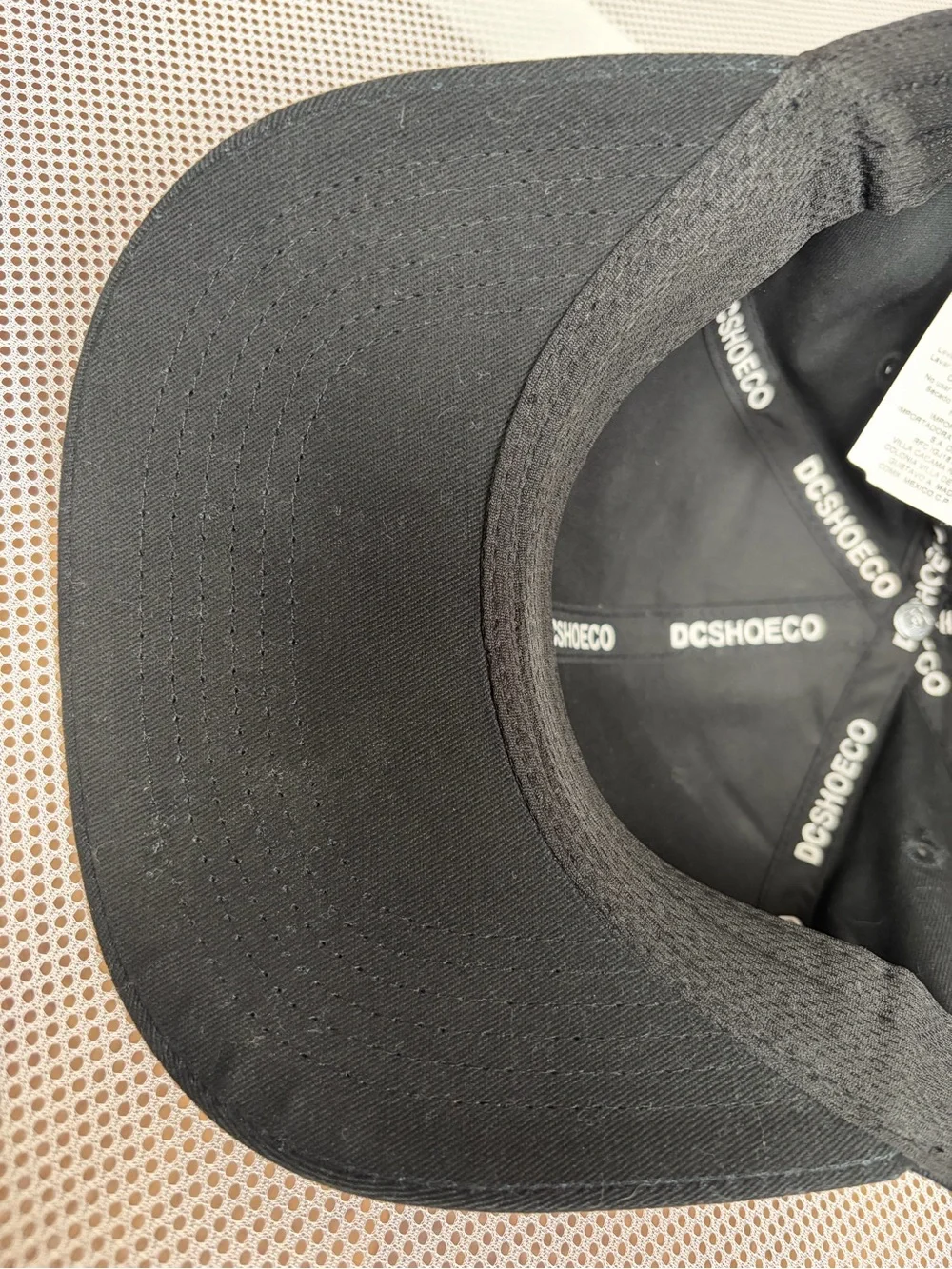 DC Shoes Co Black Adjustable Baseball Hat Cap Mens Skater Snapback Embroidered